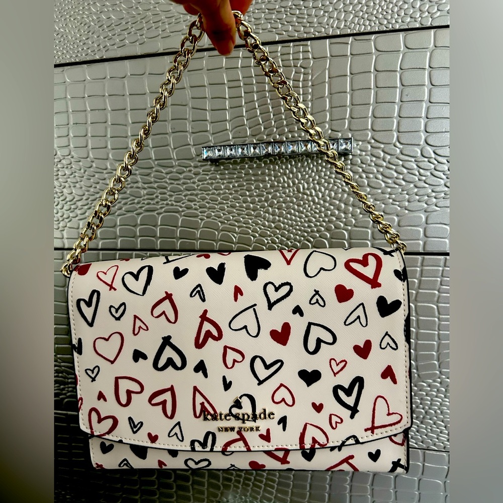 🔥 KATE SPADE Hearts Crossbody (NWOT)